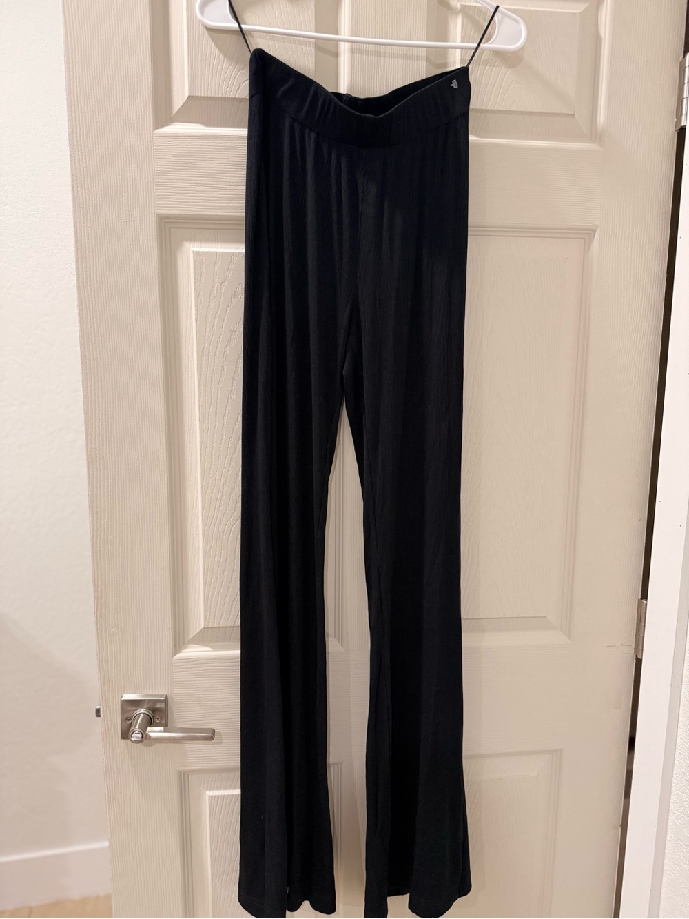 Black Wide-Leg Pull-On Pants for Women
